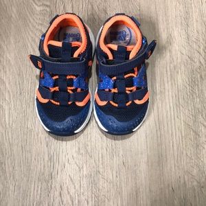 Stride Rite baby shoes! Excellent used condition